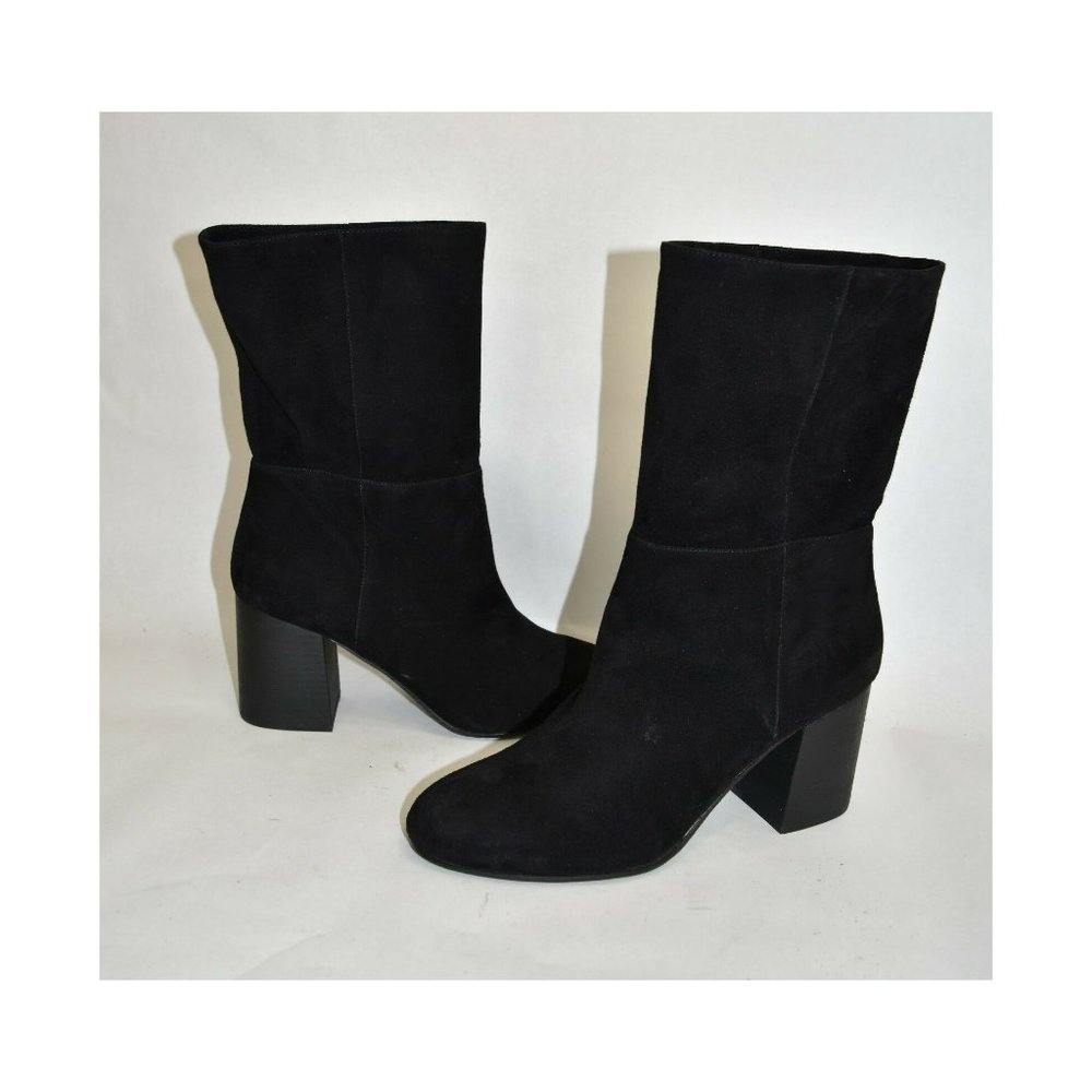 Elegant Black Women's Boots - Picture 2 of 8